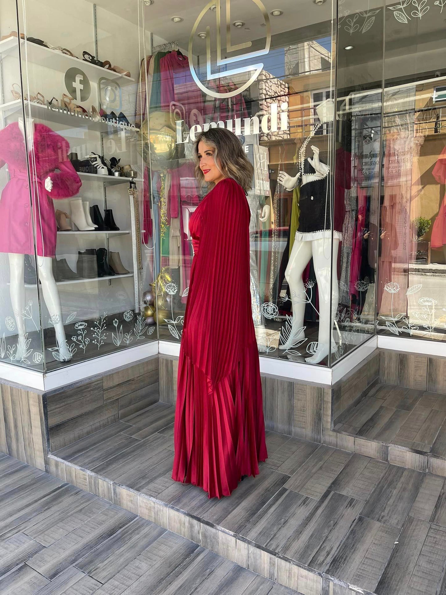 Maxi Vestido Plisado Satinado